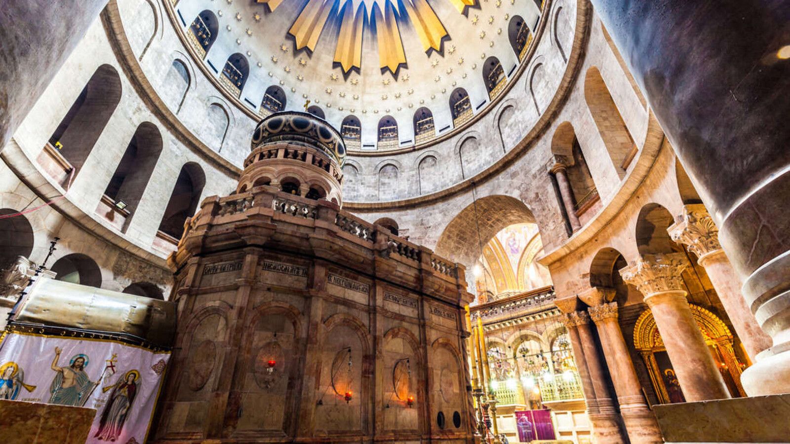 Grecia financiará la restauración de la basílica del Santo Sepulcro en Jerusalén
