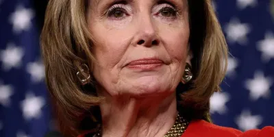 universidad-catolica-de-california-homenajeara-a-nancy-pelosi-defensora-del-aborto