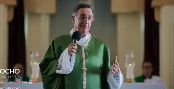 dia-ocho-la-pelicula-sobre-el-padre-emiliano-tardif-que-llega-a-los-cines-el-8-de-mayo