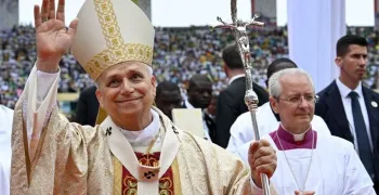 leon-xiv-promueve-la-paz-y-la-unidad-en-su-historica-visita-a-africa