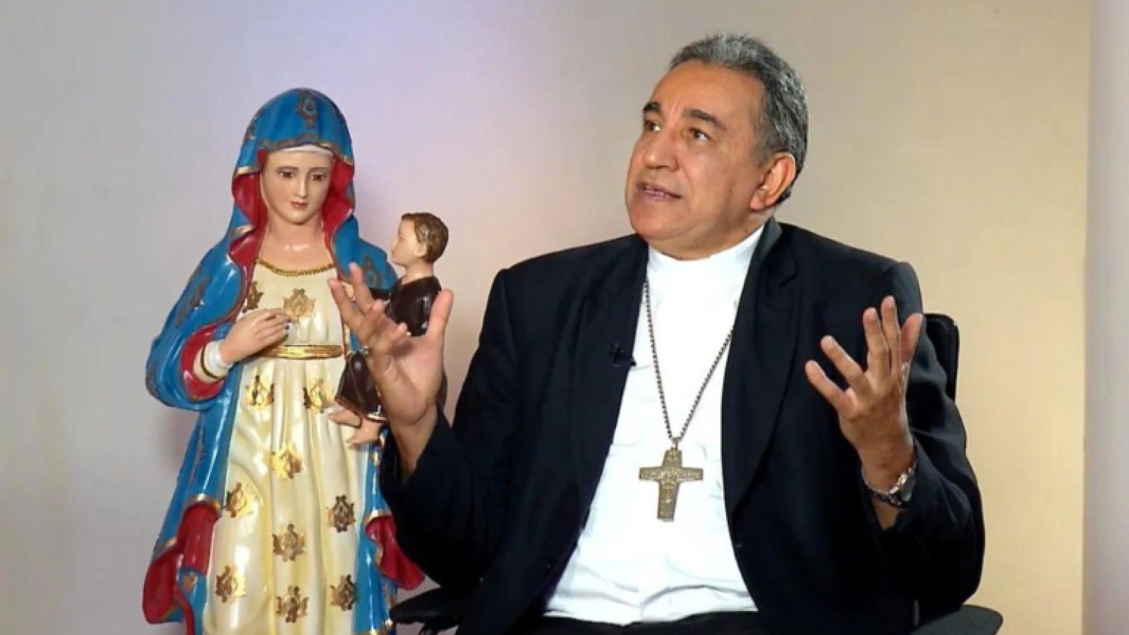 El arzobispo de Panamá anima a los jóvenes a erradicar la violencia